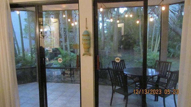 Dining room, Interior