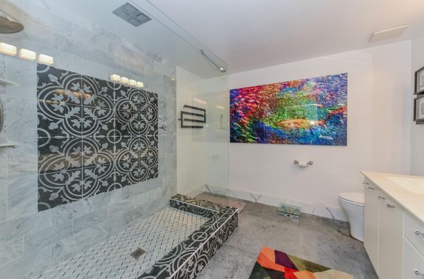 Bathroom, Interior, Recessed Lighting