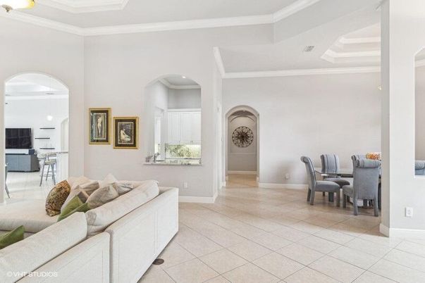 Dining room, Interior, Kitchen, Pendant Lights, Recessed Lighting