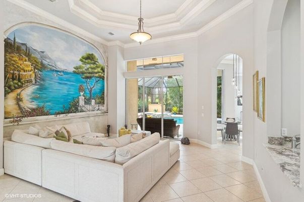 Interior, Living room, Pendant Lights, Recessed Lighting, Water
