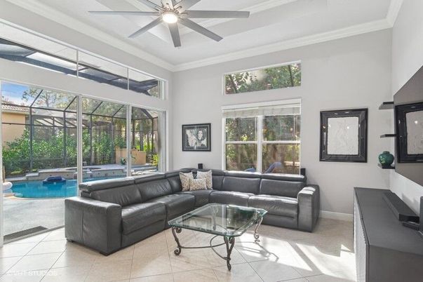 Interior, Living room, Pool, Sun Room
