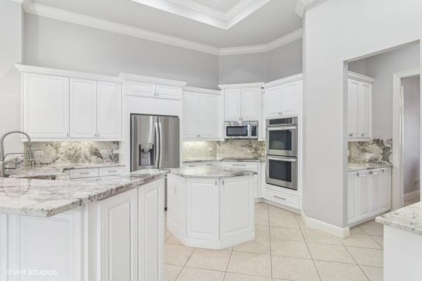 Interior, Kitchen, Stainless Steel Appliances