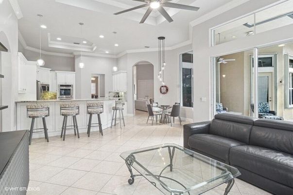 Dining room, Interior, Kitchen, Living room, Pendant Lights, Recessed Lighting, Stainless Steel Appliances