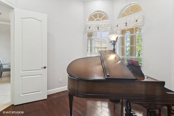 Interior, Piano, Wood Texture Flooring