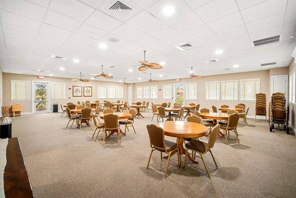 Dining room, Interior, Recessed Lighting