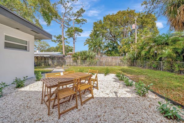 Backyard, Exterior