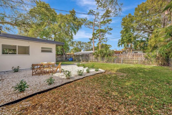 Backyard, Exterior
