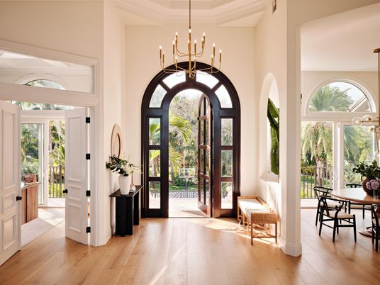 Chandelier, Dining room, Interior, Pendant Lights, Wood Texture Flooring