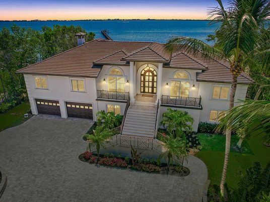 Attached, Exterior, Facade, Water, Mediterranean