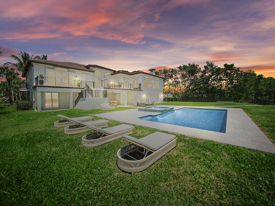 Backyard, Exterior, Pool