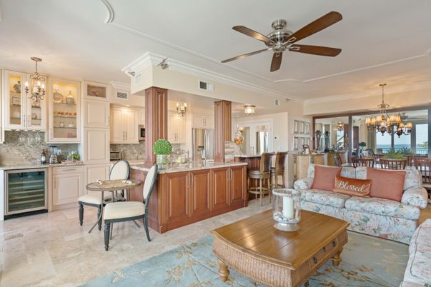 Chandelier, Dining room, Interior, Kitchen, Living room, Pendant Lights