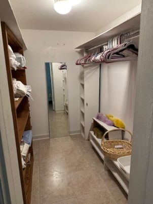 Interior, Walk-in Closets
