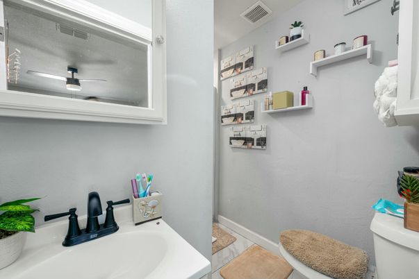 Bathroom, Interior