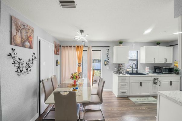 Dining room, Interior, Kitchen, Recessed Lighting, Wood Texture Flooring