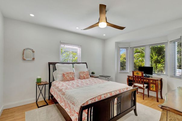 Bedroom, Home Office, Interior, Recessed Lighting, Wood Texture Flooring