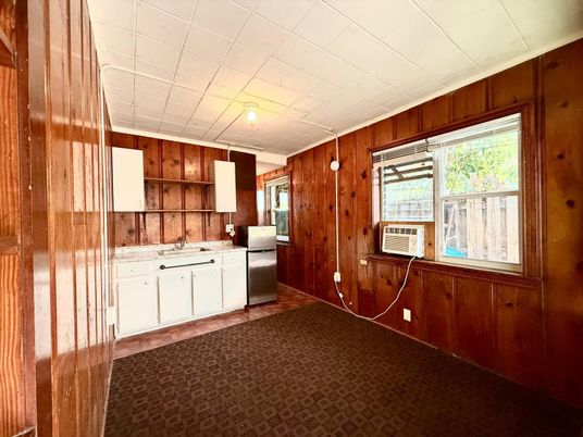 Interior, Kitchen, Wooden Walls