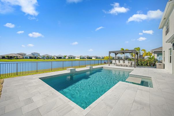 Exterior, Lake, Pool, Water