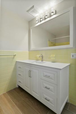 Bathroom, Dual Sink Vanities, Interior, Wood Texture Flooring