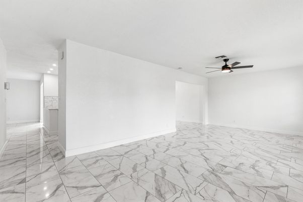 Empty room, Interior, Marble, Recessed Lighting