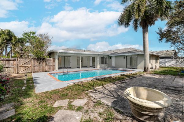 Backyard, Exterior, Pool