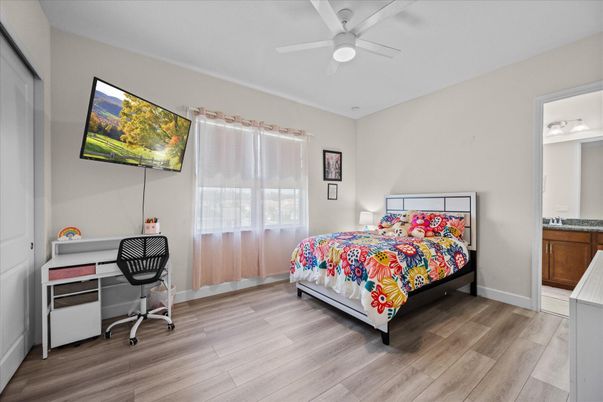 Bedroom, Home Office, Interior, Wood Texture Flooring