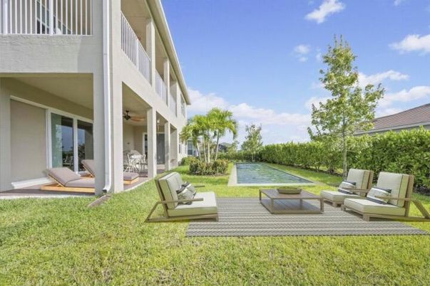 Backyard, Exterior, Pool
