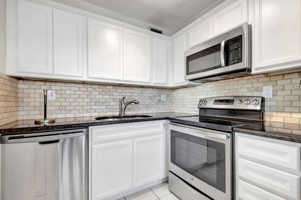 Interior, Kitchen, Stainless Steel Appliances
