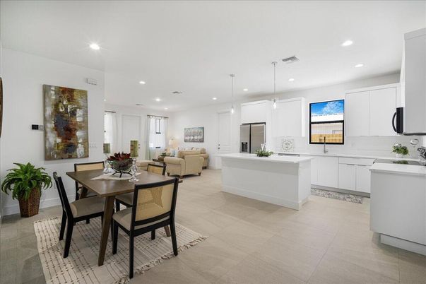 Dining room, Interior, Kitchen, Living room, Pendant Lights, Recessed Lighting, Stainless Steel Appliances
