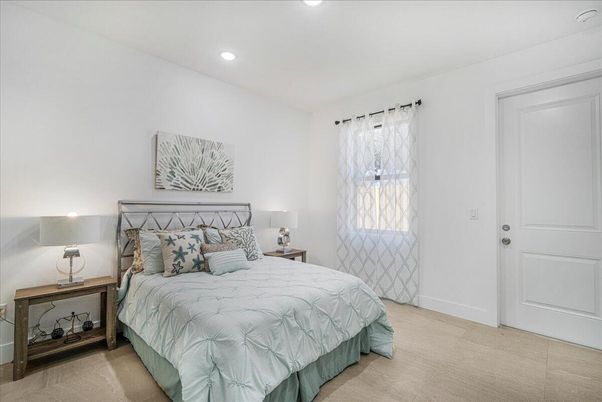 Bedroom, Interior, Recessed Lighting