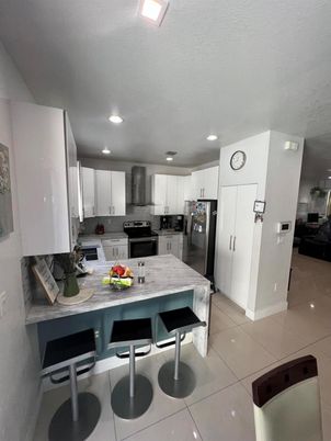 Interior, Kitchen, Recessed Lighting