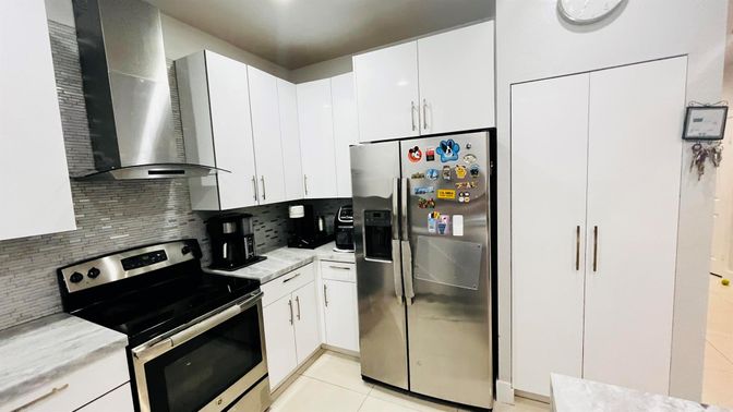 Interior, Kitchen, Stainless Steel Appliances