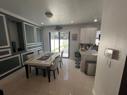 Dining room, Interior, Kitchen, Recessed Lighting