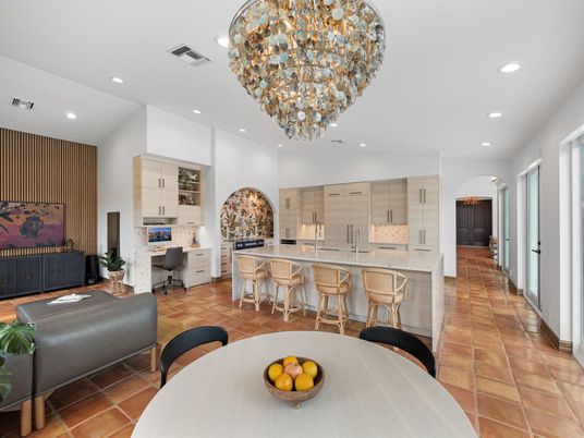 Chandelier, Dining room, Interior, Kitchen, Pendant Lights, Recessed Lighting