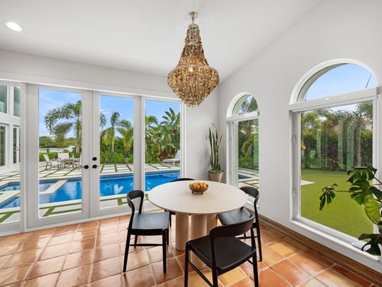 Chandelier, Dining room, Interior, Recessed Lighting