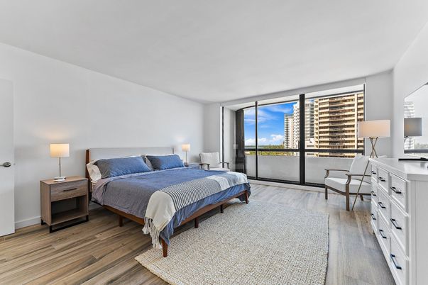 Bedroom, Interior, Water, Wood Texture Flooring