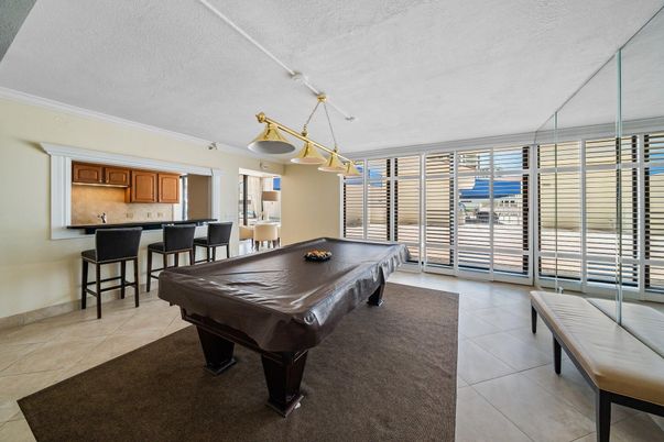 Billiard Table, Game Room, Interior, Kitchen, Pendant Lights