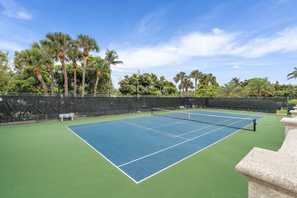 Exterior, Tennis Courts