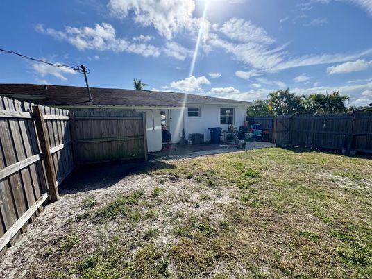 Backyard, Exterior