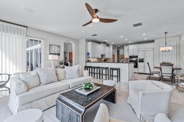 Chandelier, Dining room, Interior, Kitchen, Living room, Pendant Lights, Recessed Lighting, Stainless Steel Appliances