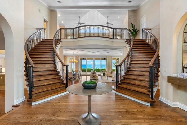 Chandelier, Dining room, Interior, Recessed Lighting, Water, Wood Texture Flooring