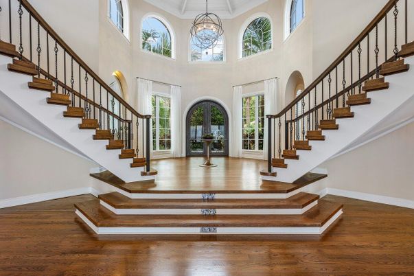 Chandelier, Interior, Wood Texture Flooring