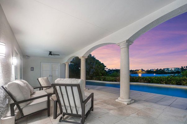 Exterior, Pool, Water