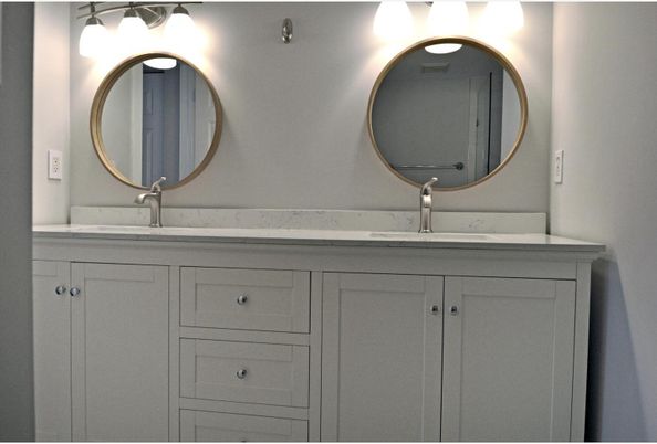 Bathroom, Dual Sink Vanities, Interior