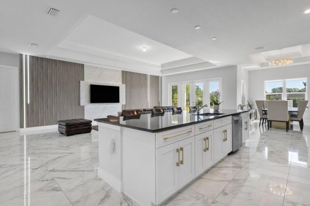 Chandelier, Dining room, Fireplace, Interior, Kitchen, Marble, Recessed Lighting
