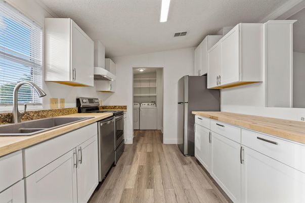 Interior, Kitchen, Recessed Lighting, Wood Texture Flooring