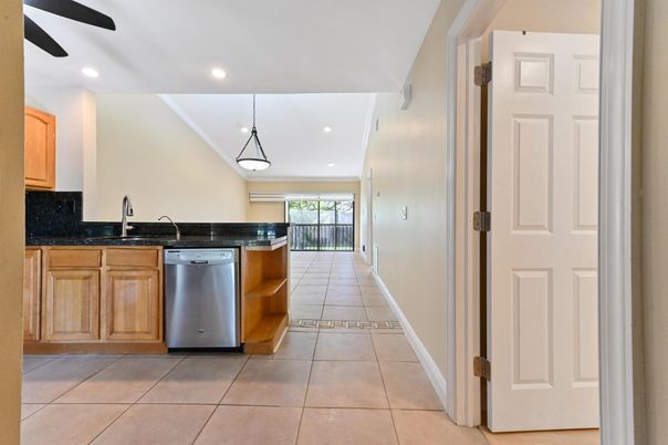 Interior, Kitchen, Pendant Lights, Recessed Lighting