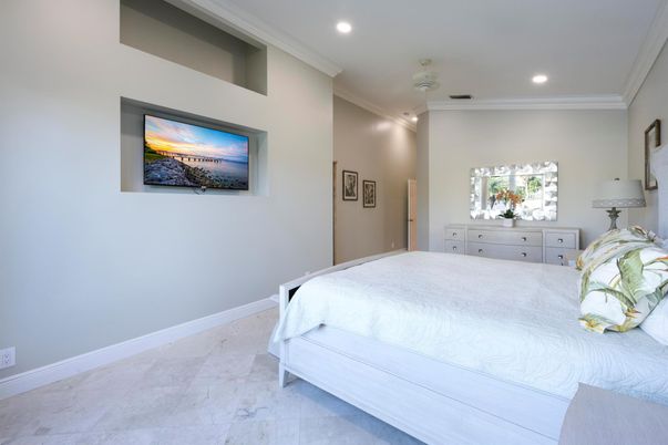 Bedroom, Interior, Recessed Lighting