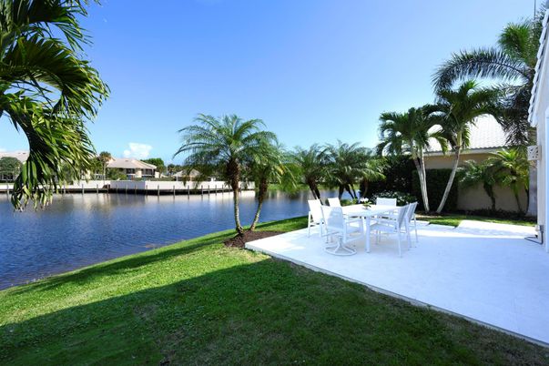 Exterior, Water