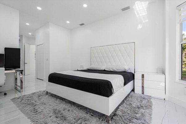 Bedroom, Interior, Marble, Recessed Lighting