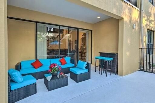 Exterior, Recessed Lighting